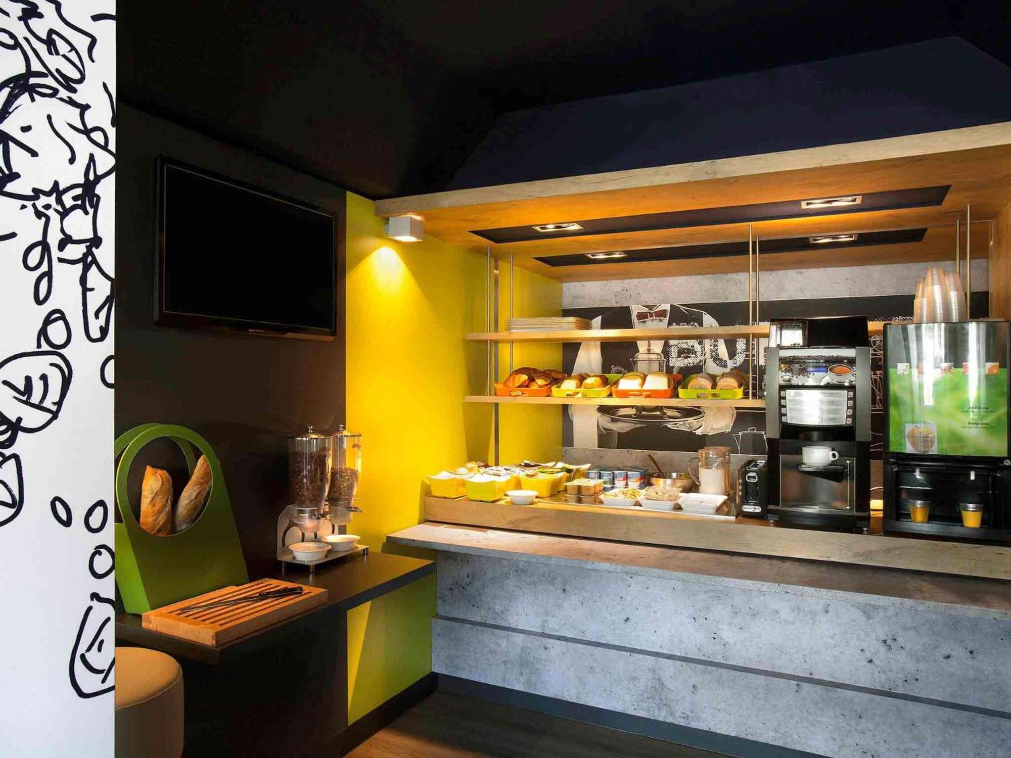Ibis Budget Antibes Sophia Antipolis ヴァロリス エクステリア 写真